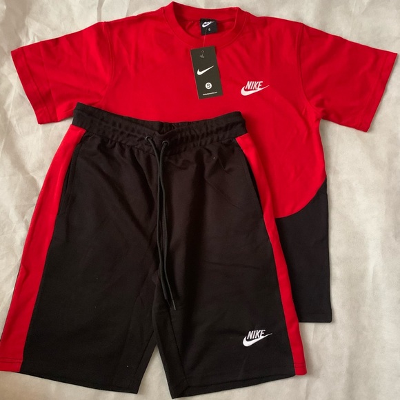 NIKE shorts sets - Picture 2 of 5